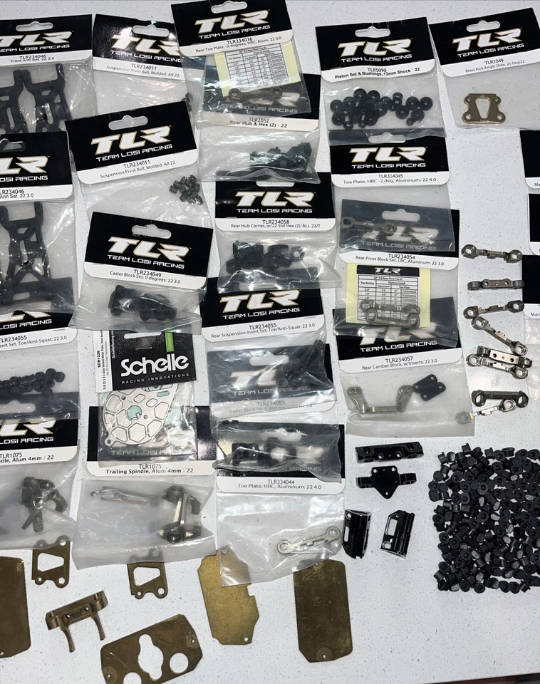 TLR 22 Huge Parts Lot  - Image 4 of 4
