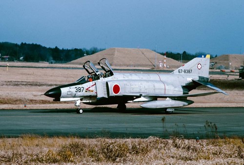 Original Aircraft slide/Flugzeugdia: F-4E 67-8387 305.Sqn, tail art! / K64