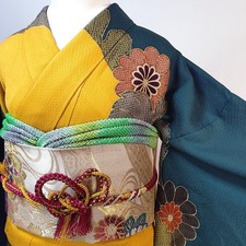 4-Piece Vintage Japanese Silk Furisode Set Yellow Floral Beige Gold Obi