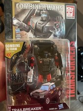 Transformers Combiner Wars Deluxe Class Trailbreaker