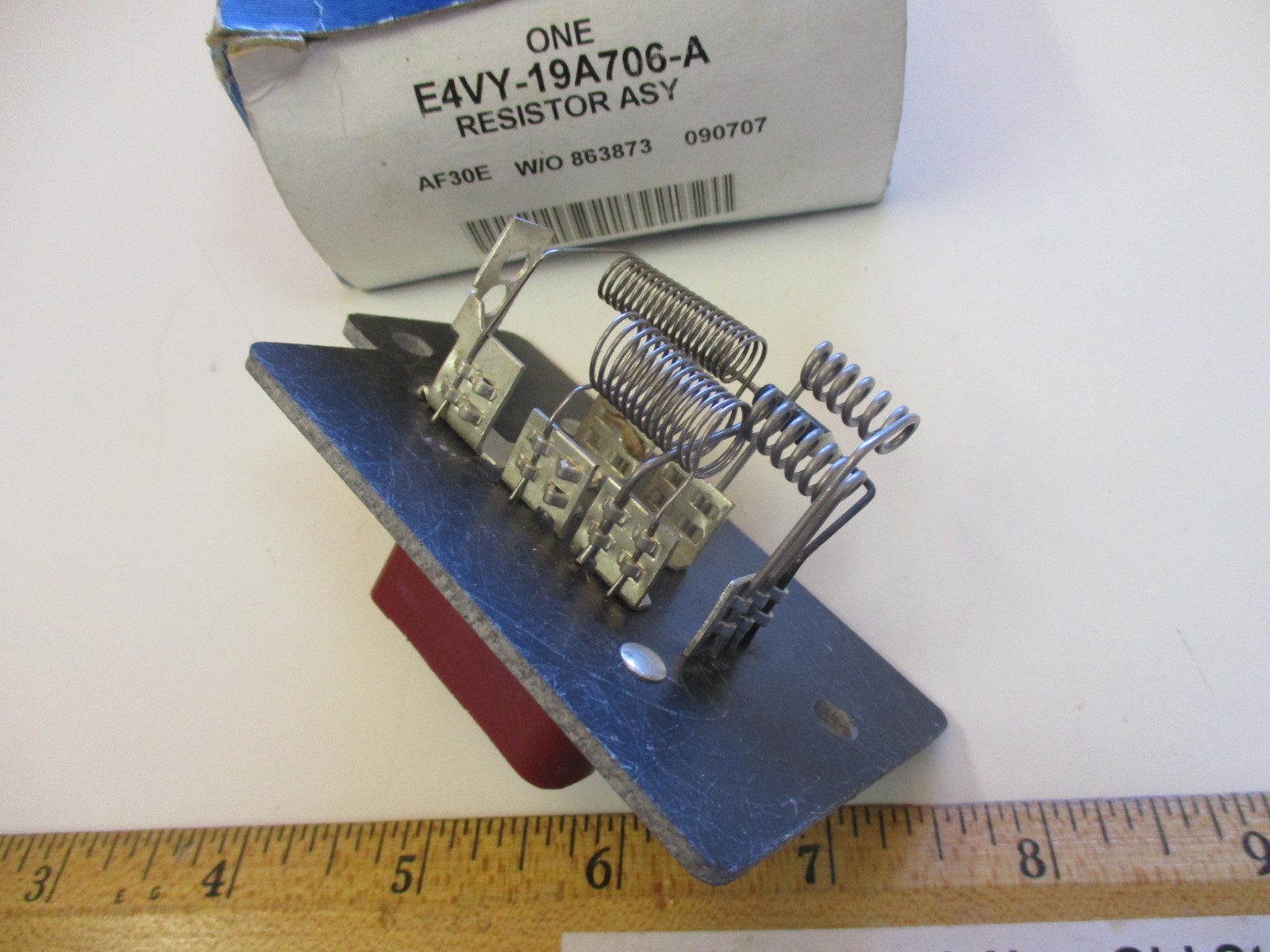 FORD 19841990 Mercury, Lincoln Town Car Blower Motor RESISTOR ASY E4VY