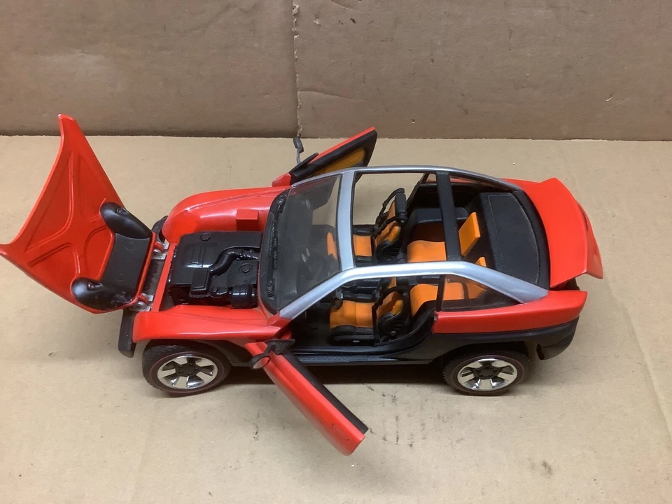 1999 Matchbox Jeep Jeepster Concept Car Red Diecast 1:18 Scale Motor Trend USED - Image 2 of 4