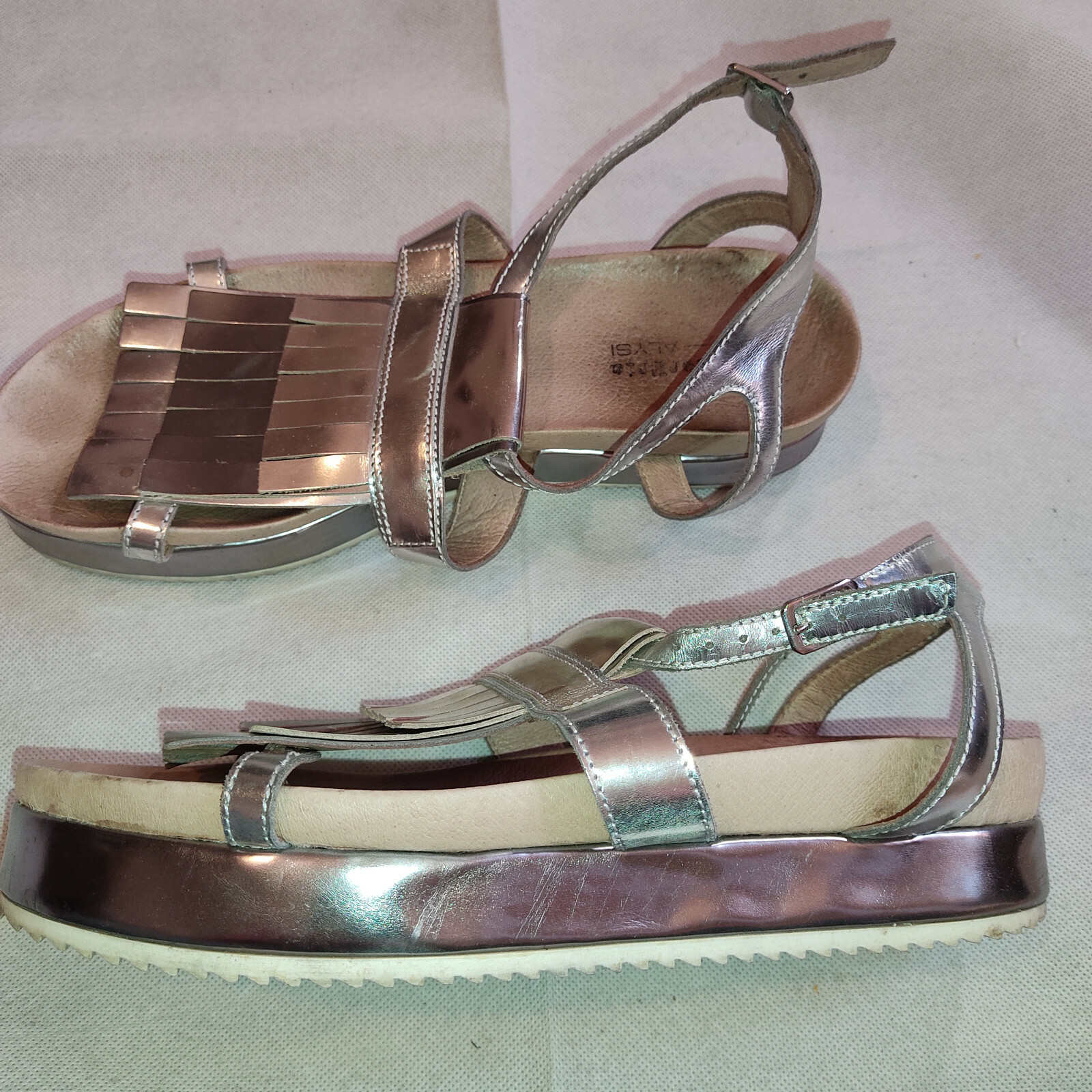 APL ALYSI stylische Sandalen m. Fransen silber Gr. 40 TOP BI122