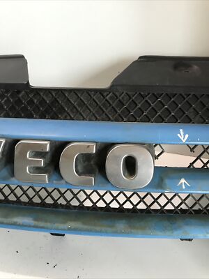 Emblème De Calandre Iveco Daily – Logo Whyte, 38028010105, 2006-2010, Occasion