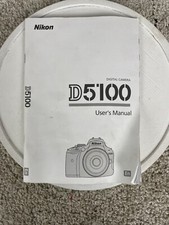 2011 Nikon D5100 SLR Digital Camera Users Manual Booklet