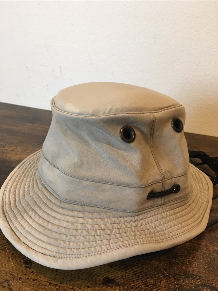 Sombrero ultraligero Tilley Endurables T5 Adventure beige 7 1/4 hecho en Canadá para hombre Foto 2 de 4
