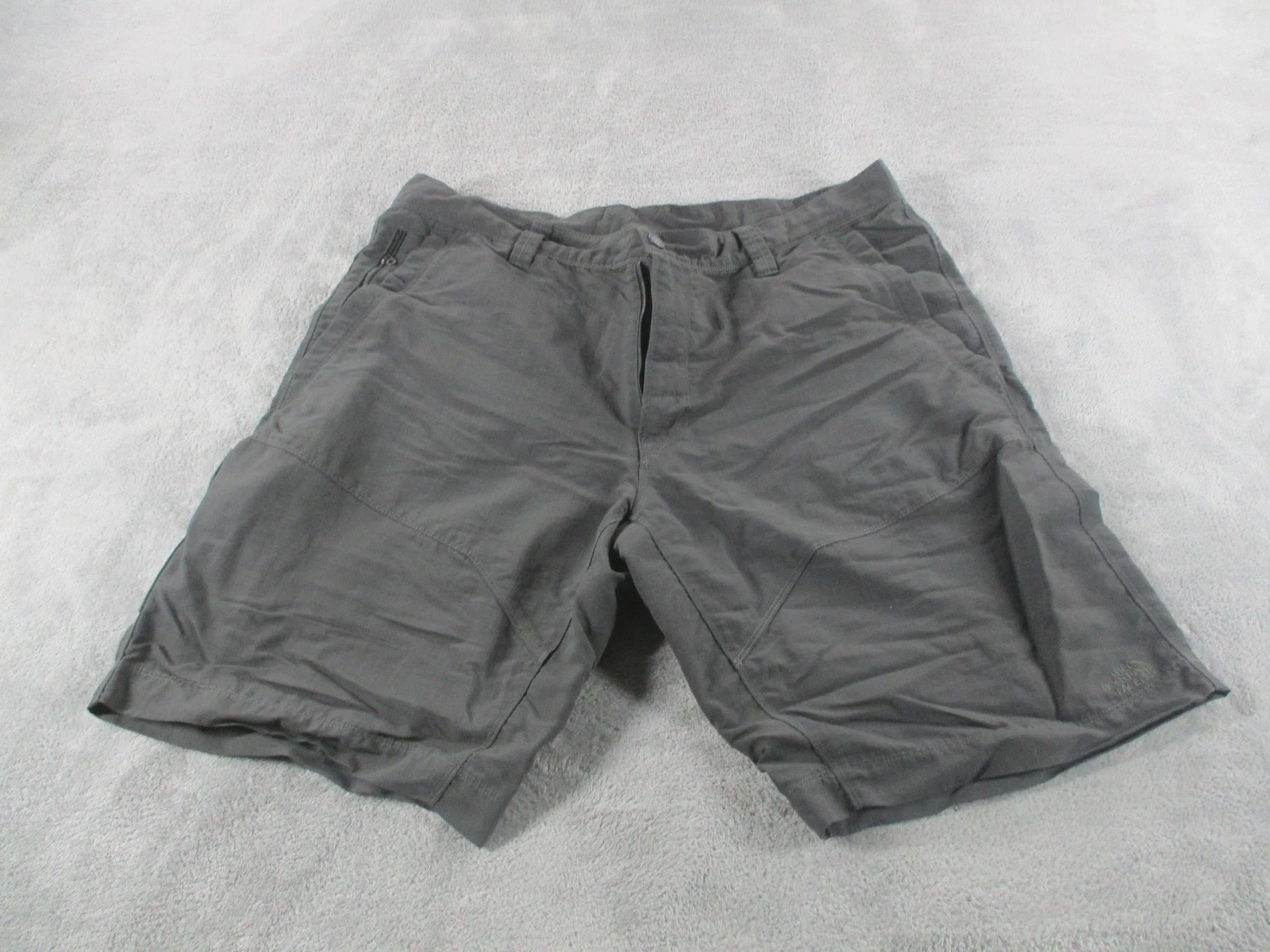 The North Face Cargo Shorts Mens 40 Gray Nylon Lightweight Hiking 9" Inseam