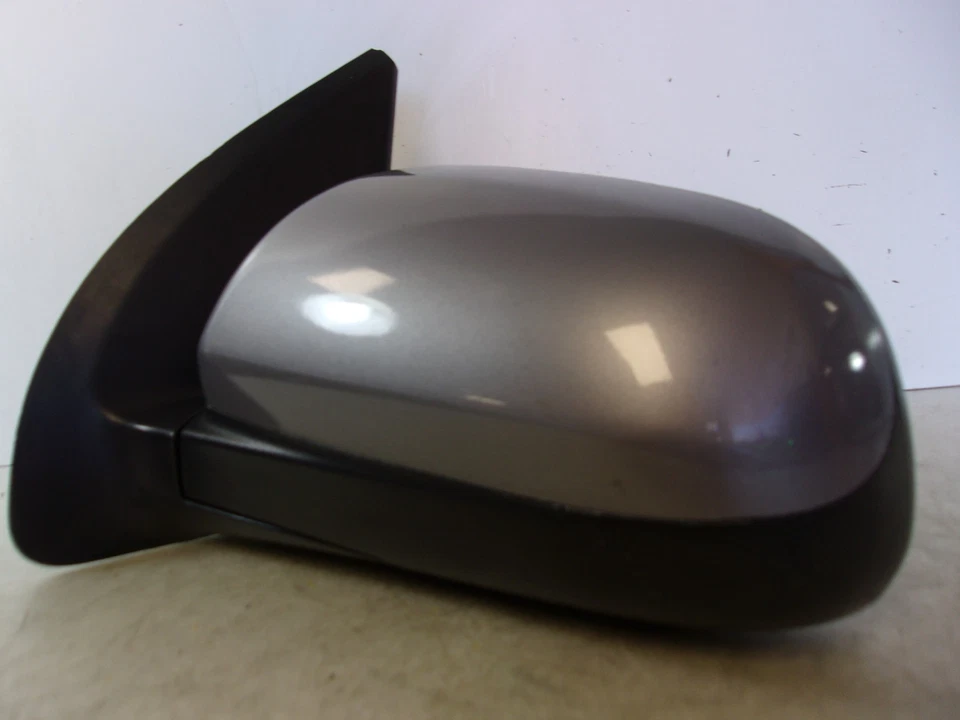 2007 2008 2009 2010 2011 Chevrolet Aveo Driver LH Manual Door Mirror OEM - Image 2 of 4