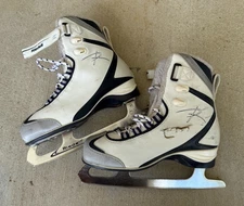 RIEDELL 625 Figure Skates: Girl's Size 4 ,White & Blue