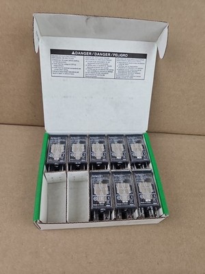 8 PC Schneider Electric Power Relay RPM21F7 120VAC Zelio 2CO 15a LTB LED