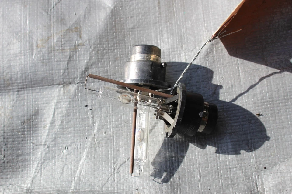 PHILLIPS FARO XENÓN BOMBILLA OCULTA PAR K7806 Foto 4 de 4