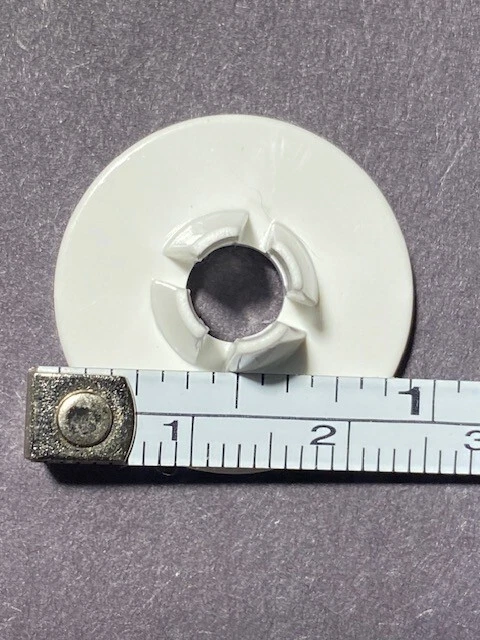 Kenmore Small Universal Spool Cap Fits Many Models - #822019509 - Image 4 of 4