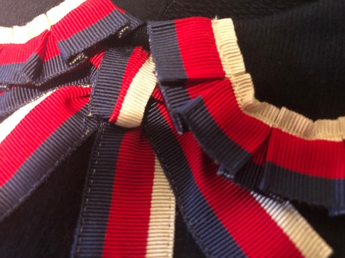 NWT Gucci Decorative Collar Ribbon Sylvie Web Bow Navy Sweatshirt 36M $295.00 - Picture 9 of 12
