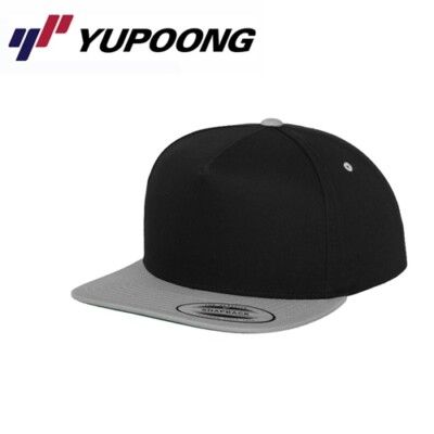 Yupoong 2 Tone 5 Panel Snapback Cap Uni/One Size Schwarz Silber