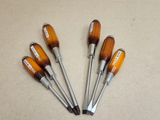 Vessel 100 Wood Handle Phillips & Flathead Screwdriver Set - 6 Pc Set