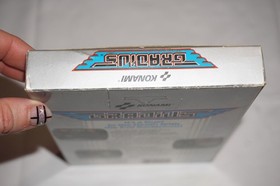 Gradius Hangtab 5 viti (Nintendo NES) completo di scatola CIB