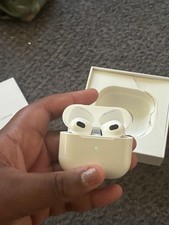 Apple AirPods 3rd generation Mag Charging Case In-Ear Wireless Bluetooth Earbuds