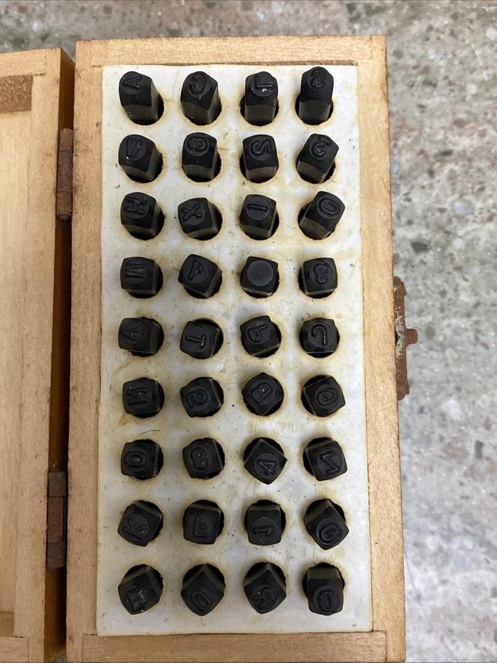 "Sellos troqueles de acero de 1/8"" con caja de madera" Foto 3 de 4