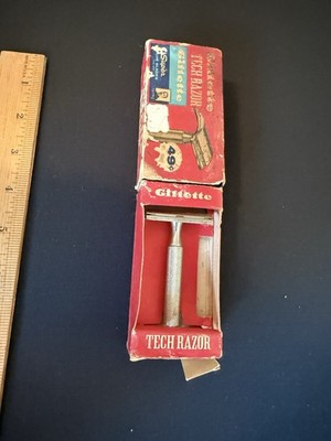 Gillette Vintage  Tech Razor  With Original Box
