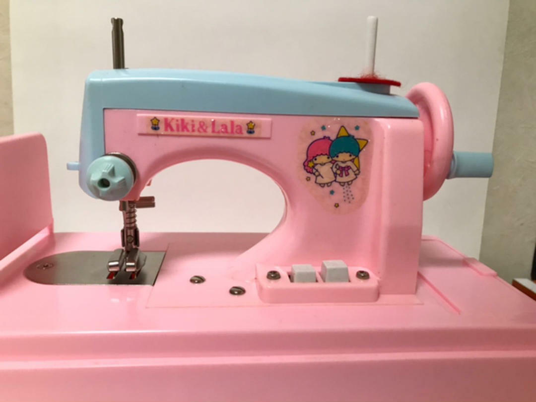 昭和レトロ　激レア　1976年製 Kiki & Lala ハンドバッグ ピンク Little Twin Stars Sewing Machine Sanrio Kiki & Lala Kitty 1970's