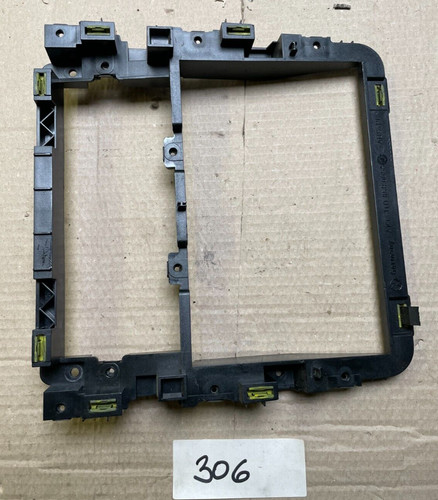 VW Touran 1 2003-2006 Radioschacht Blende Rahmen Mittelkonsole 1T0858005A