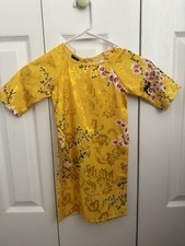 Ao Dai Vietnamese Girl Set 