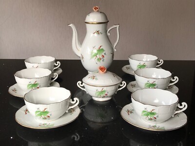 Herend Porzellan, Teeservice Serie Hagebutte, Kaffeeservice, handbemalt, 1. Wahl