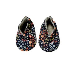 NWT Cabooties Handmade Baby Booties 0-6m