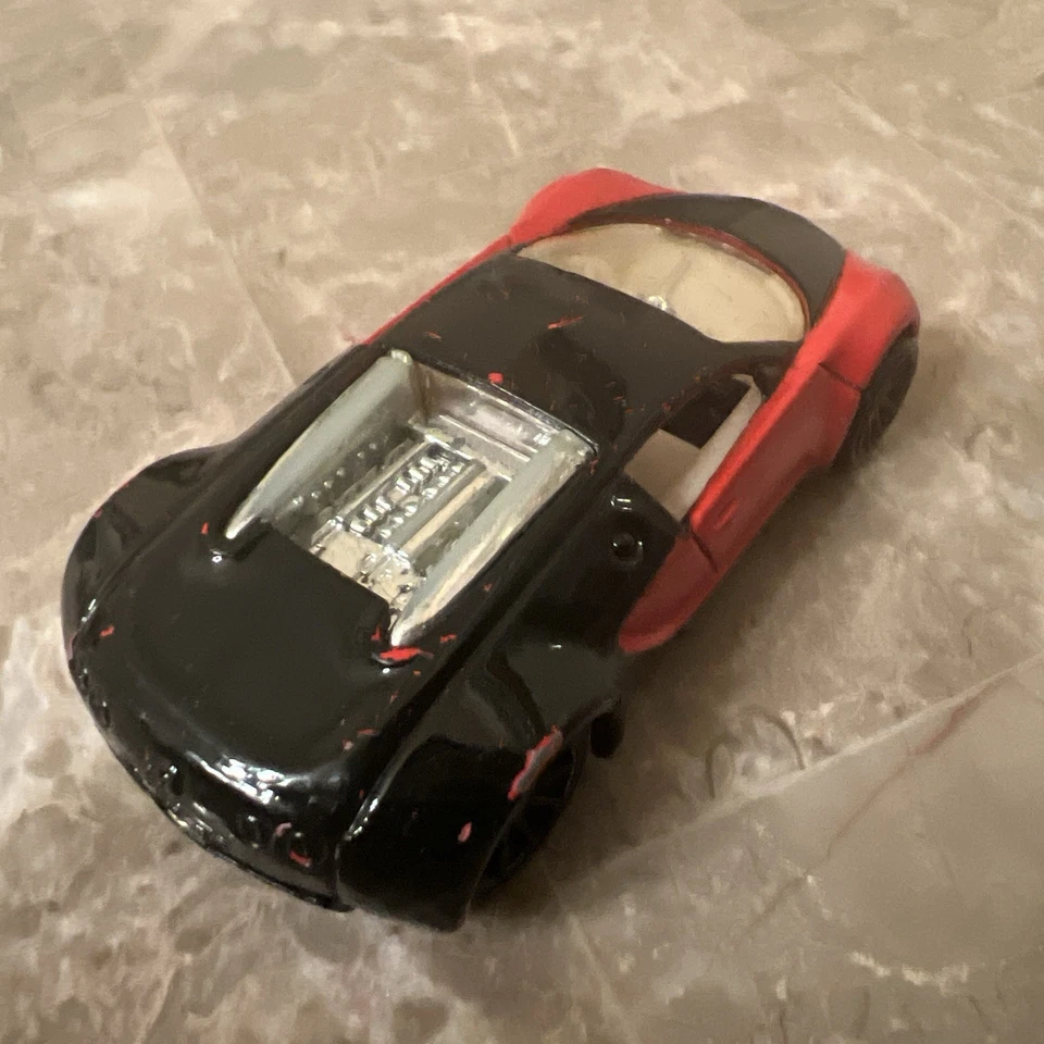 2003 Hot Wheels #30 Bugatti Veyron Red 10sp HW First Editions #18 1:64 Loose - Image 2 of 4