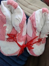 Plush Pink Slippers UNISEX Adult Onesize Fits Most New