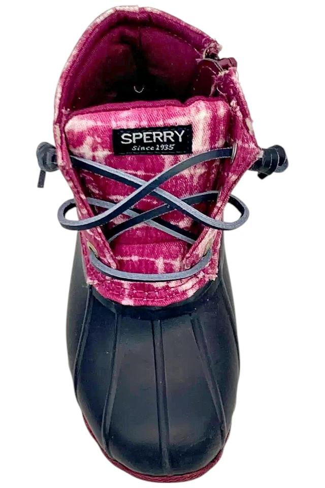 Bota de lluvia de agua salada Sperry para niñas pequeñas azul marino/baya Foto 2 de 3