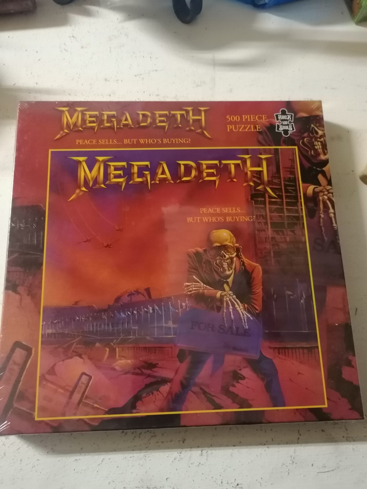 Puzzle 500 pièces Megadeth fan de Rock boite metal noir 49x36cm