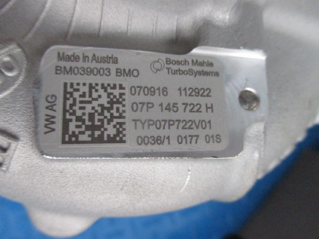 Bentley Bentayga right turbocharger turbo #5152 