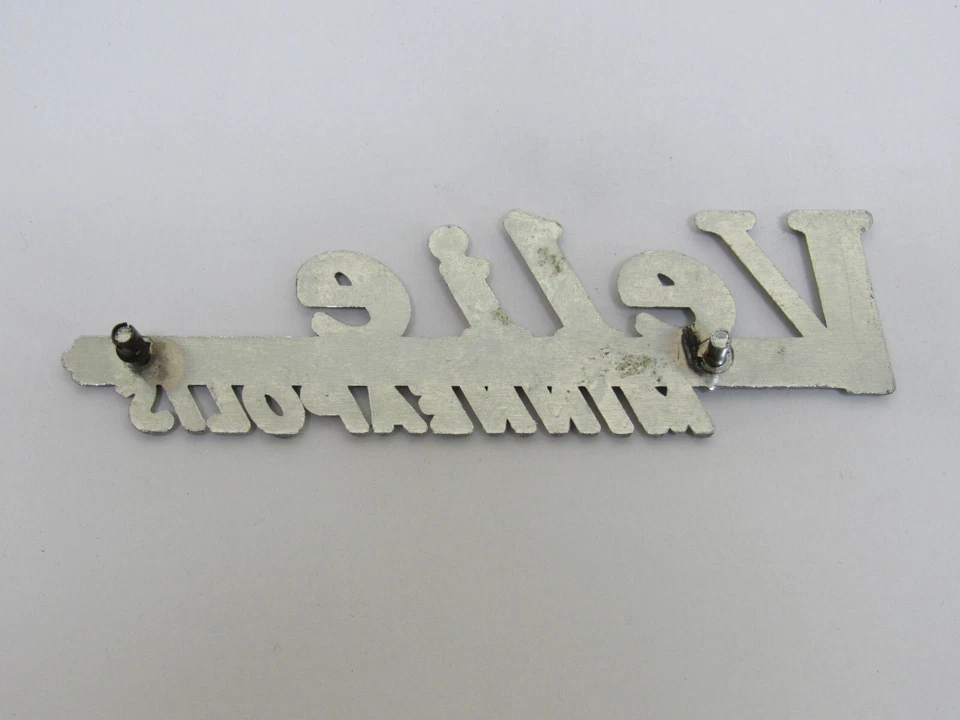 Etiqueta emblema insignia de distribuidor de metal vintage Velie Oldsmobile Minneapolis Minnesota MN Foto 2 de 2