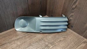 VW Transporter V Dose (04.03-08.15) Vorne Stoßstange Profil Links 7H0807489C