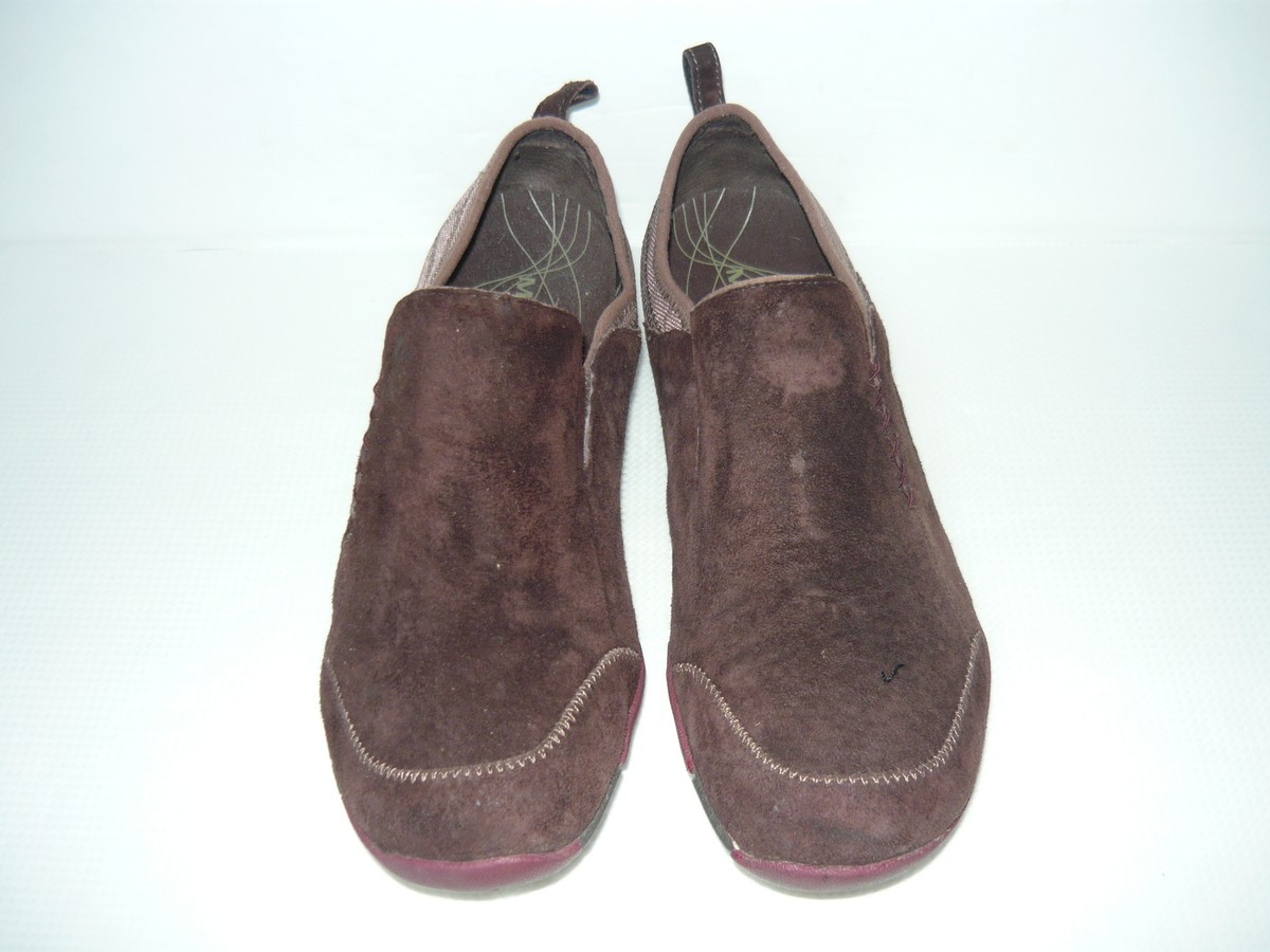 Merrell | Women\'s Brown Leather Slip-On Shoe Primo Patch Bug Brown | Size 9.5 Merrell Women main image 3