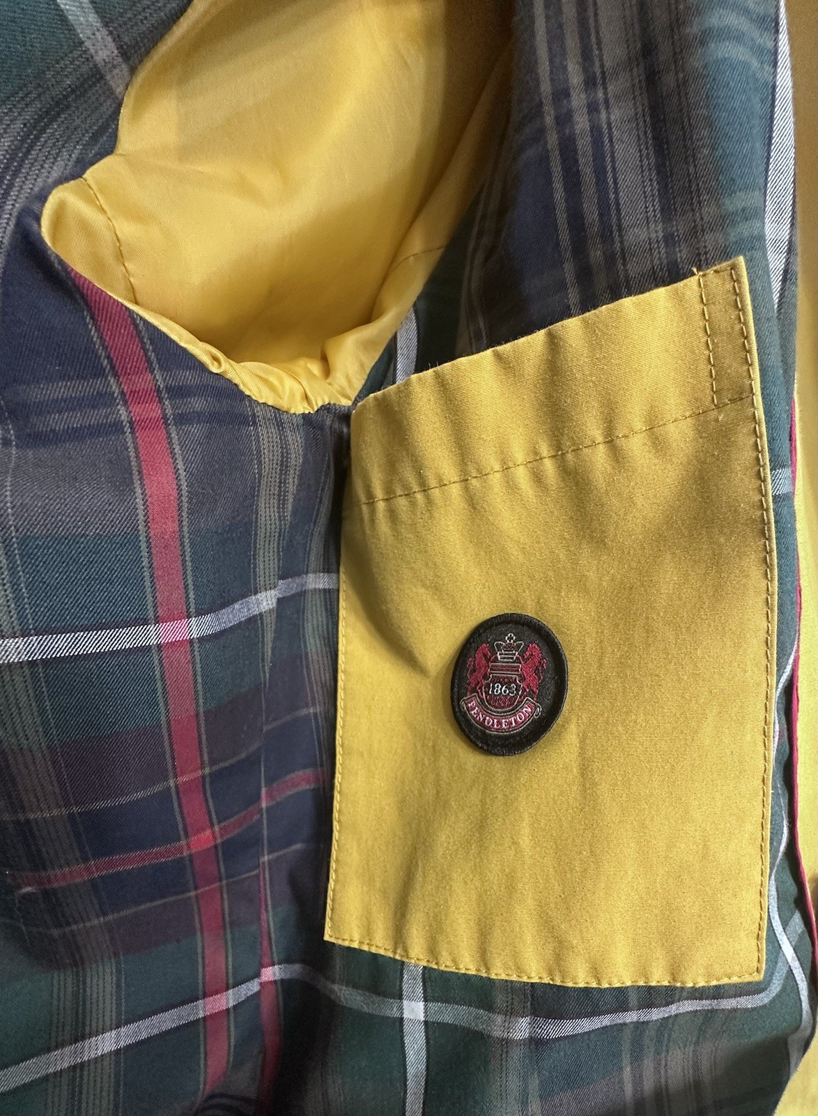 Pendleton Yellow Raincoat Utility - image 6