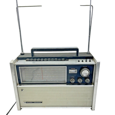 Vintage National Panasonic RF-5000A Shortwave Radio AM/FM/LW Multi