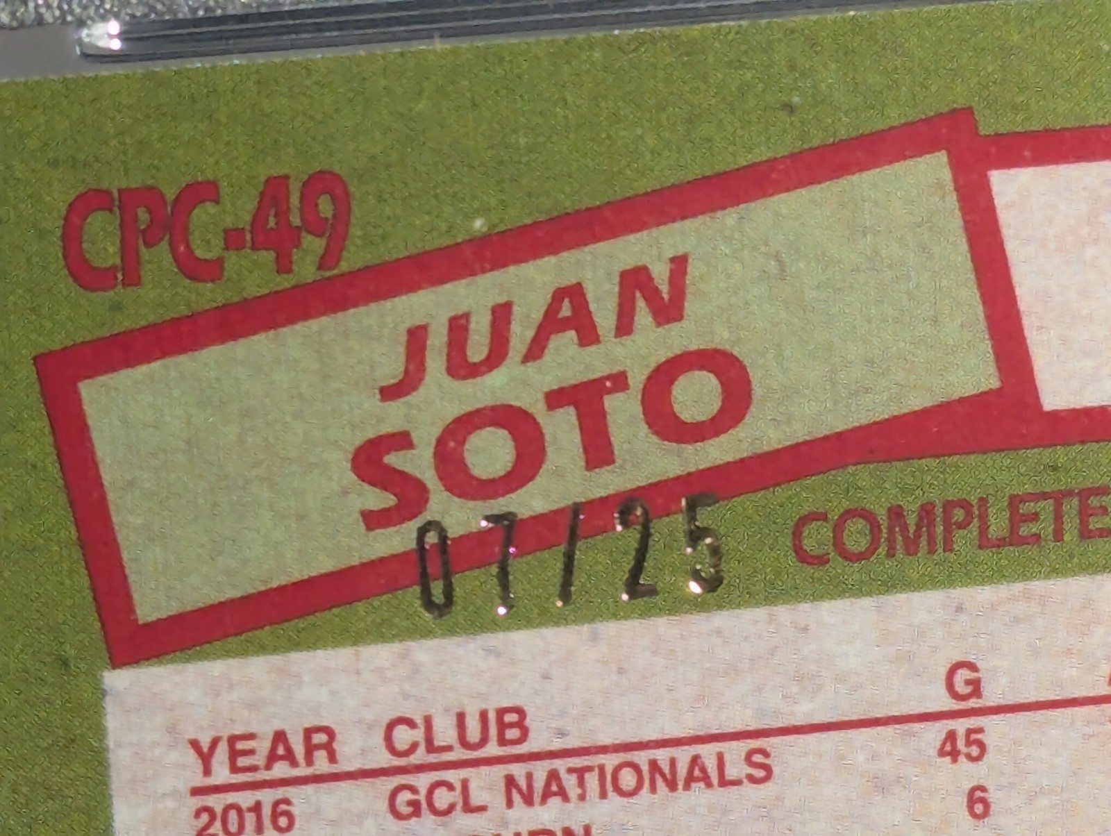 2020 Juan Soto /25 Auto Orange Refractor PSA 8 Silver Pack 1985 Throwback CPC49 view 8