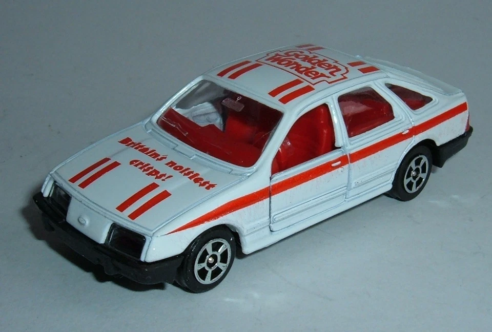 Giocattoli Junior Corgi, Ford Sierra, - Superbo Menta. - Immagine 2 di 4