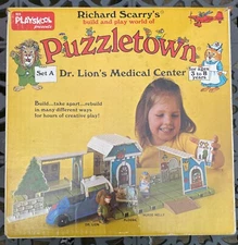 Vintage 1976 Playskool Richard Scarry's Puzzletown Dr Lion's Medical Center SetA