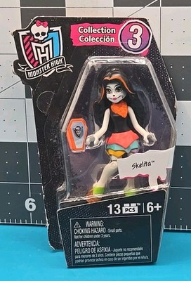 Monster High - Mega Blocks - Skelita - Collection 3 - Sealed Box-13 Piece Set-6+