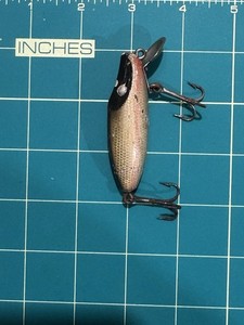 Vintage Shur-Strike Uncle Tom River Master Lure - Pikie Scale / Glass Eyes