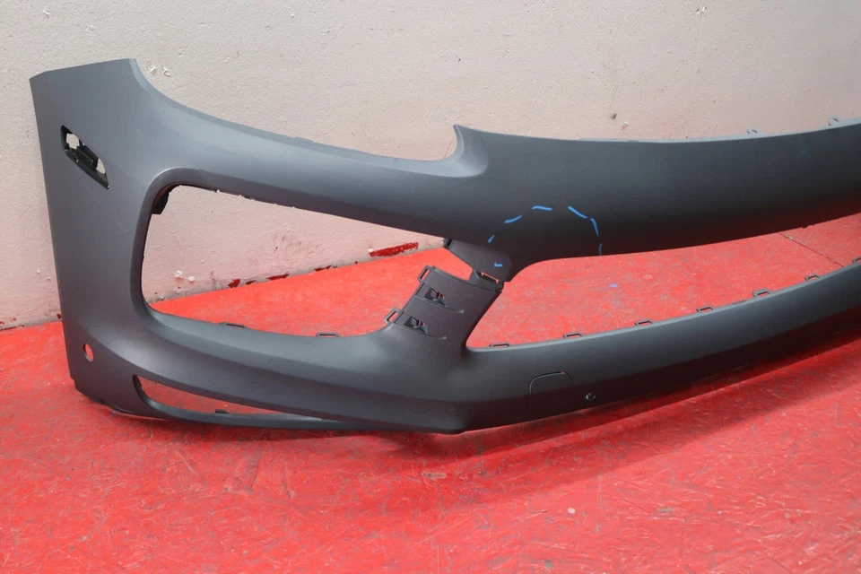 2018 2022 PORSCHE CAYENNE FRONT BUMPER COVER WITH SENSOR HOLES - Imagem 2 de 4