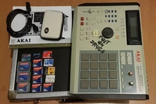 AKAI MPC 2000XL w_Compact Flash Drive +Extras