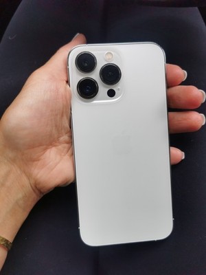 Apple I-Phone 13 Pro 512 GB Silver Premium with new battery