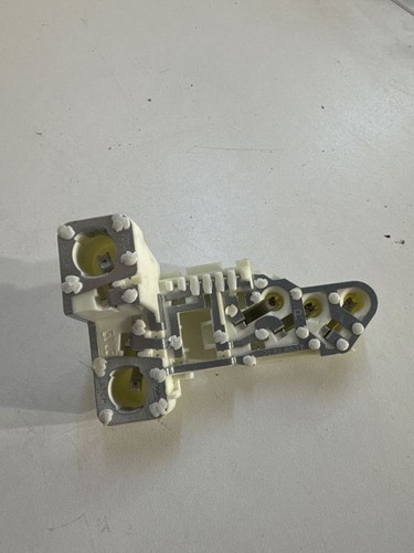 BMW 3 E90 E91 2010 Diesel Hinten rechts Glühbirnenhalter Heckleuchte 7211218