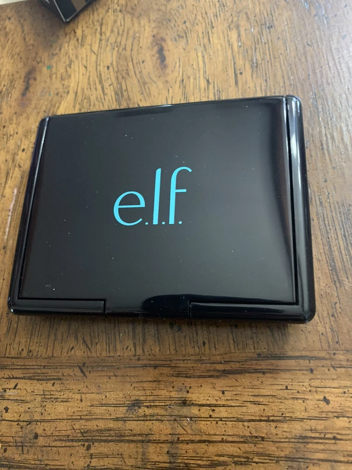 e.l.f, AQUA beauty, rubor y bronceador con infusión de agua, violeta bronceado con espejo  Foto 3 de 4