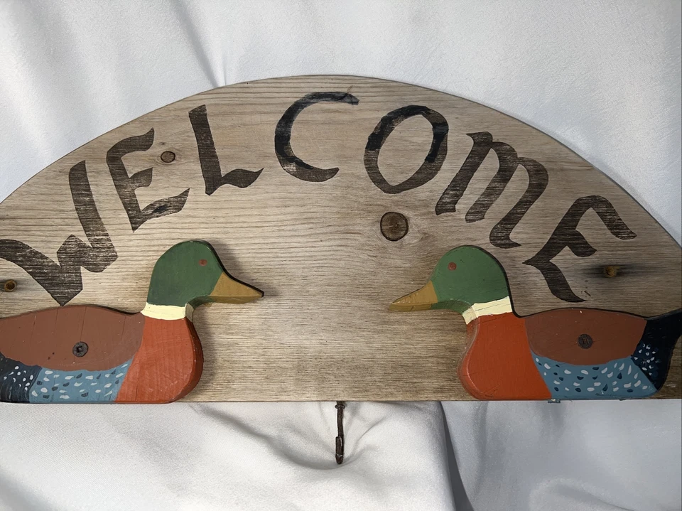 Vintage Rustic Wood Handmade Mallard Ducks Welcome Sign ~ Cabin, Man Cave, Porch - Image 4 of 4