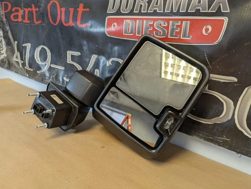 2020-2024 Chevy Silverado GMC Sierra 2500HD 3500HD RH Towing Mirror Black Power